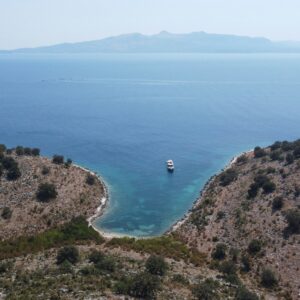 Rhenia Island